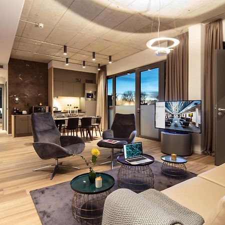 Golden Ball, Exclusive Serviced Apartments Munich Ашгайм Екстер'єр фото