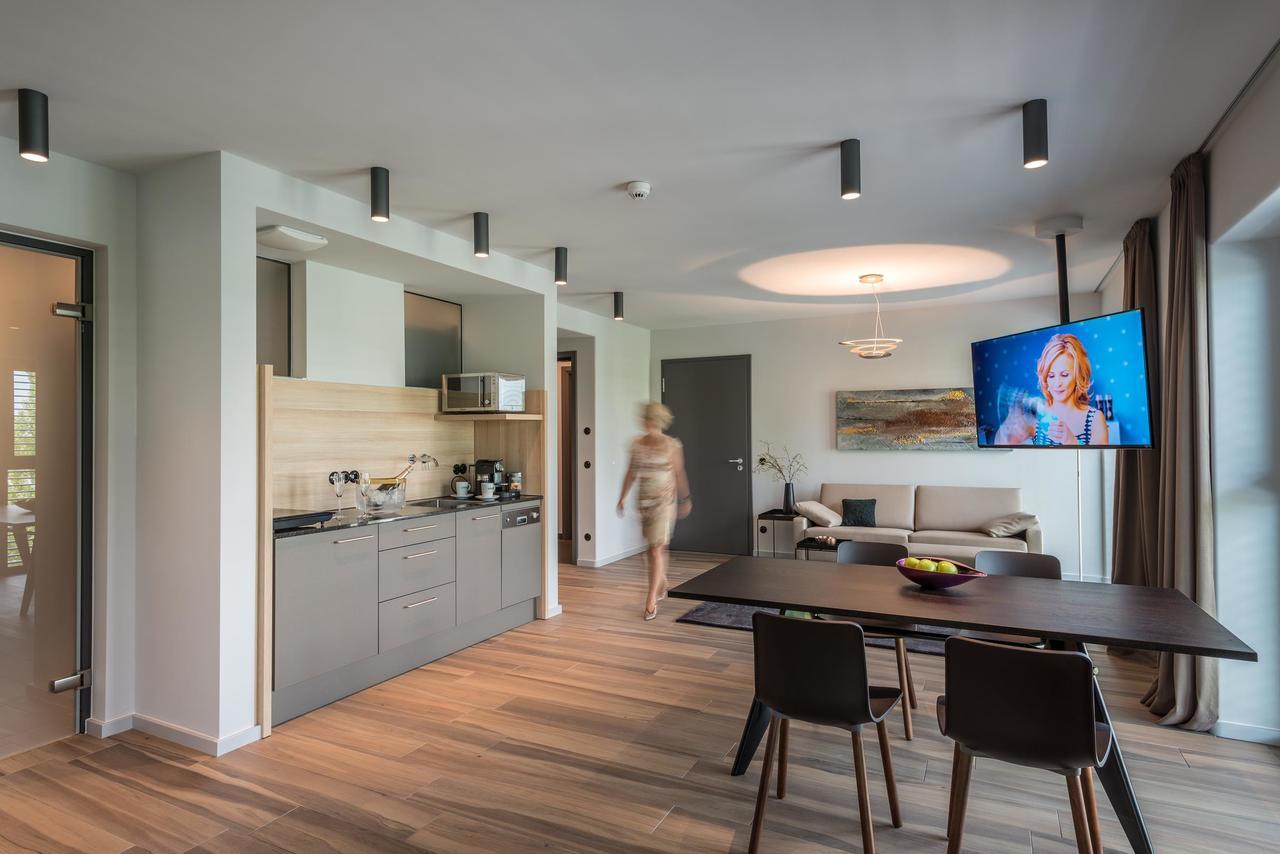 Golden Ball, Exclusive Serviced Apartments Munich Ашгайм Екстер'єр фото