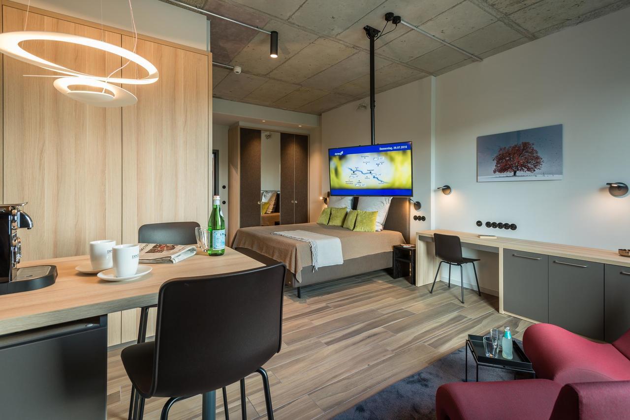 Golden Ball, Exclusive Serviced Apartments Munich Ашгайм Екстер'єр фото