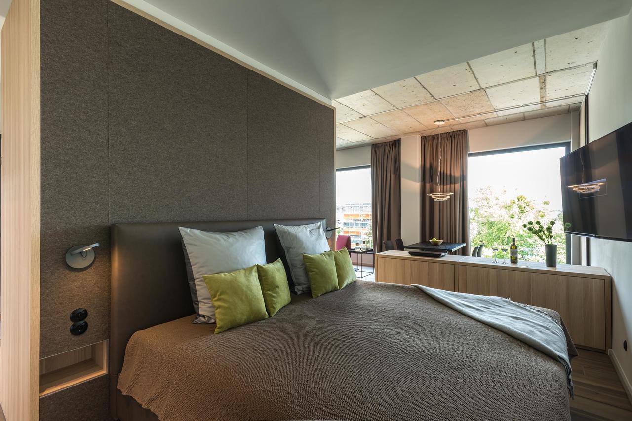 Golden Ball, Exclusive Serviced Apartments Munich Ашгайм Екстер'єр фото