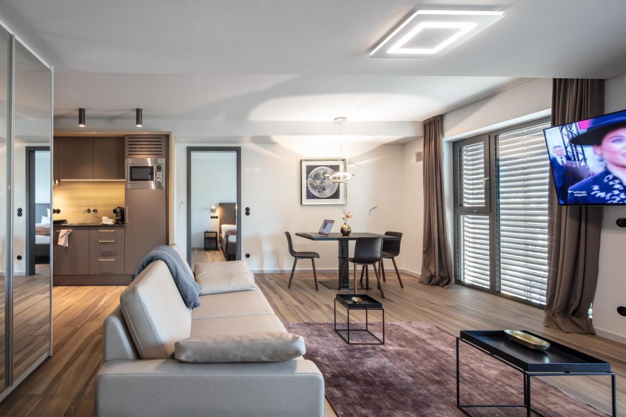 Golden Ball, Exclusive Serviced Apartments Munich Ашгайм Екстер'єр фото